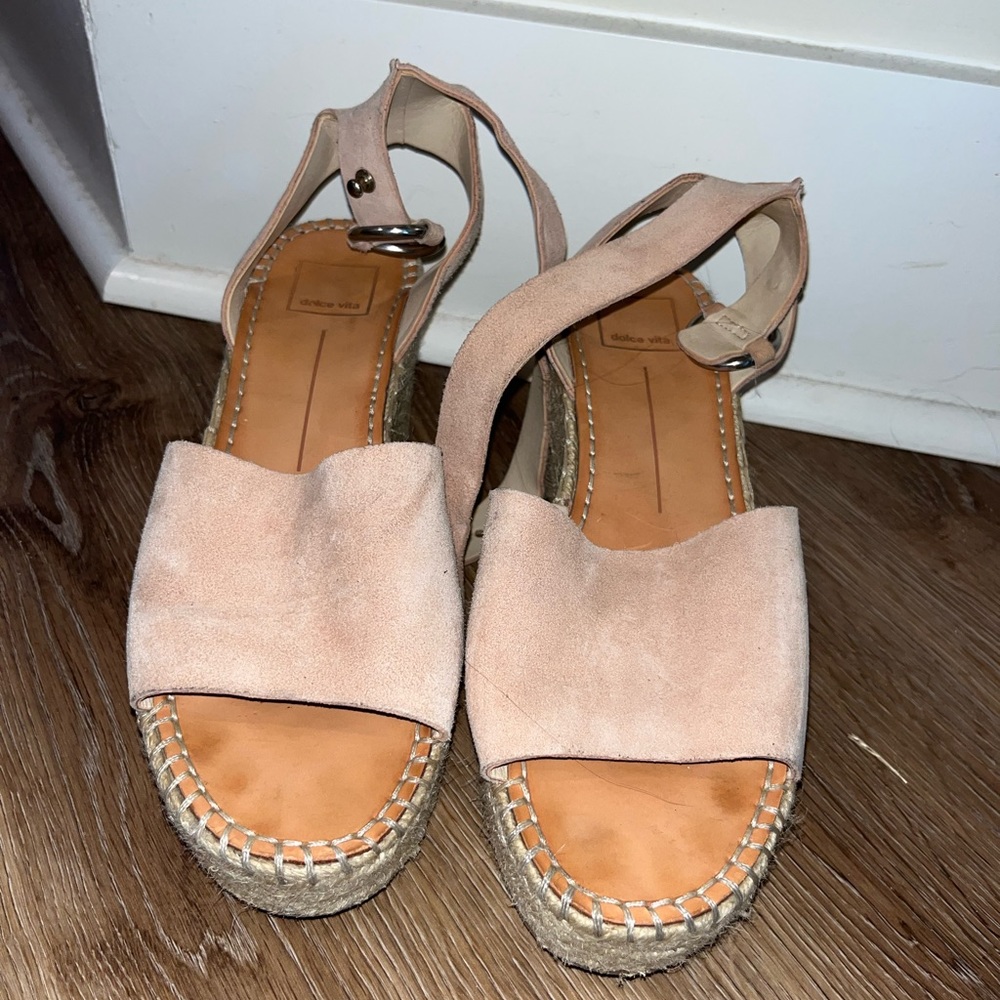 Pink Wedges